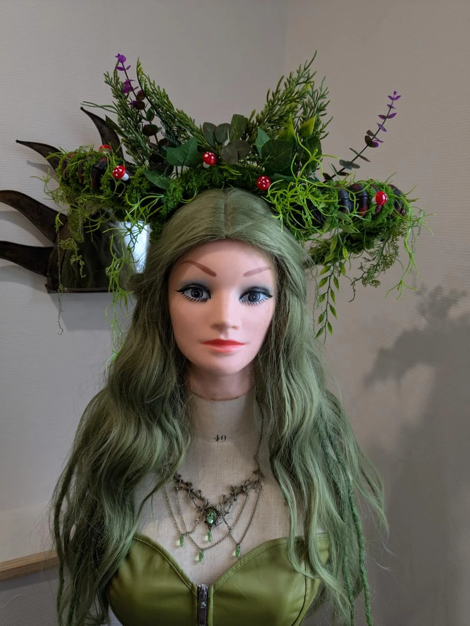 Sylvelia, o cocar silvestre da dríade – photo 2